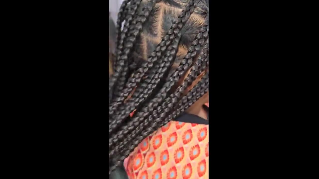 Jumbo Braids video by Akwaba Hair Braiding
